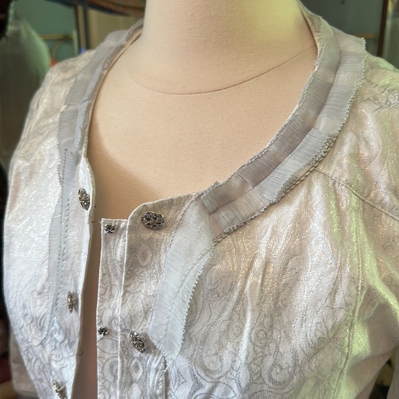 Jacket - Picture 5 of 10